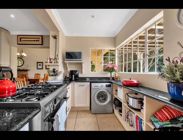 4 BEDROOM HOUSE FOR SALE IN EMMARENTIA